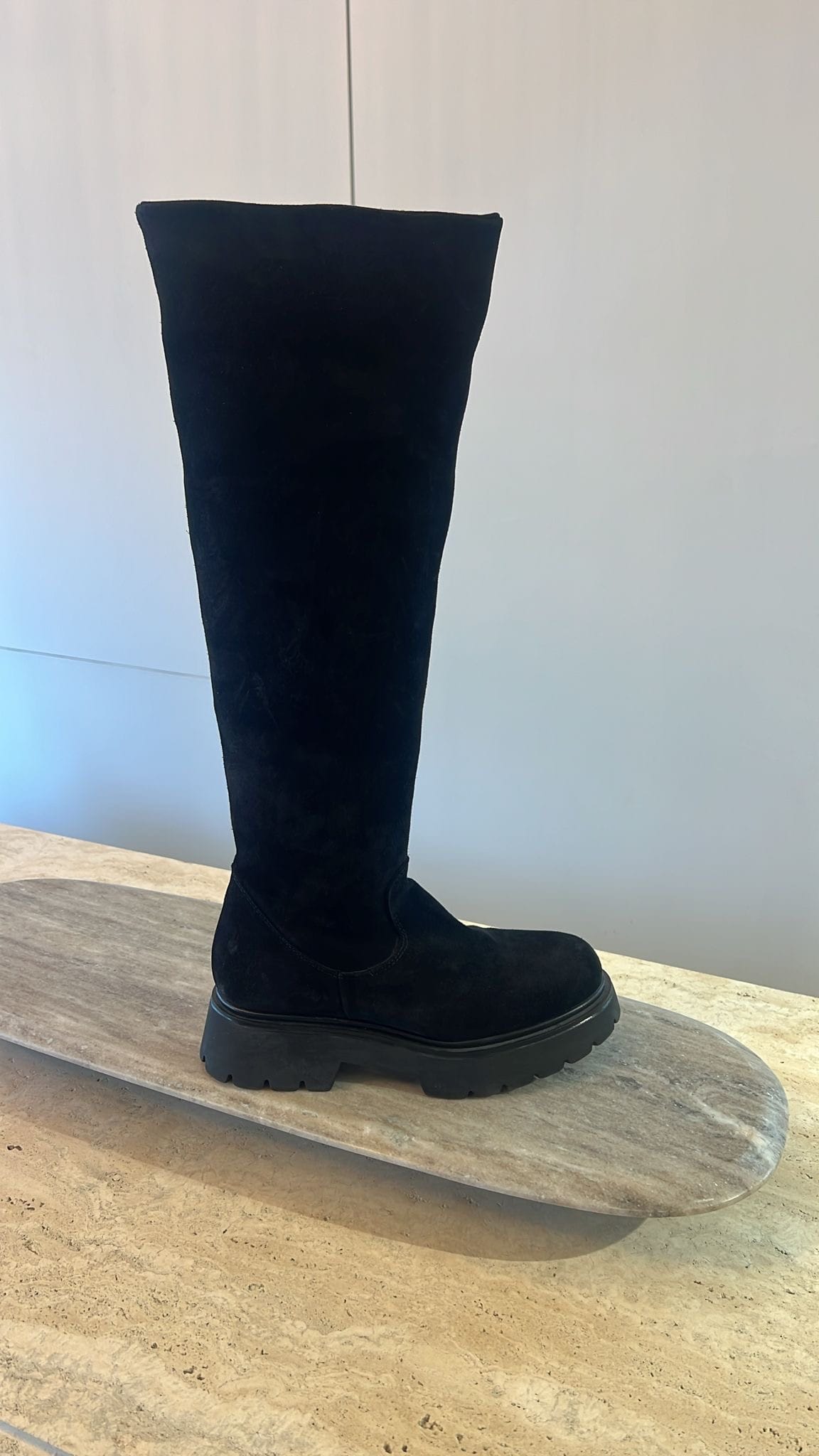 b9e65d4f-64f6-4809-9060-6cf142288786